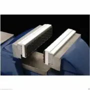 4-1/2" PAIR OF MAGNETIC RUBBER FACED JAW PADS FOR METAL VISE