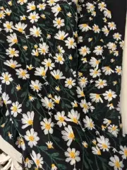 Nilay Embroidered Cotton Linen Fabric White Daisy Pattern on Black Backgrd 42x54