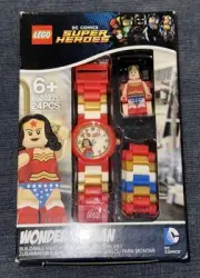 NEW LEGO DC Comics Super Heroes Wonder Woman Buildable Mini Fig Watch 8020271