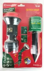 Westinghouse Holiday Photocell Flood Lamp Holder Auto Light Sensor Activation