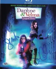 SARAH JEFFERY and SARAH GILMAN signed 8x10 photo PSA/DNA Autographed