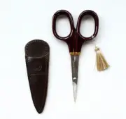 Cohana Fine Small Scissors Urushi Lacquer Coated in Vermilion Made in Japan Gift