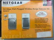 NetGear WGXB102 54 Mbps Wall-Plugged Wireless Range Extender Kit NIB