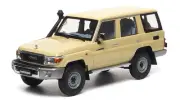 Almost Real 1/18 TOYOTA LAND CRUISER 76 CREAM 2017 - 870102
