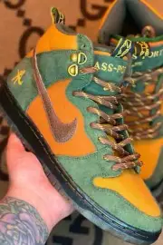 Nike SB Dunk High PassPort Work Boots - Size US 9 UK8 DO6119-300