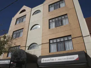 自由自在單室公寓飯店BreakFree Directors Studios Hotel