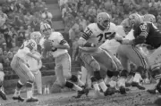 Green Bay Packers QB Bart Starr in action behind Forrest Gregg dur- Old Photo