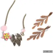 Paparazzi Standing Shimmer Necklace And Jungle Fauna Earrings