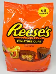 Reese's Miniature Peanut Butter Cups Milk Chocolate Candy 1.58 kg Bulk Pack