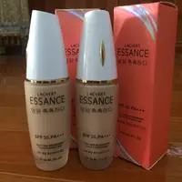 在飛比找蝦皮購物優惠-Lacvert Essance Foundation