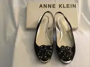 Anne Klein AK Farrah Black Suede Gold Stud Bow Slingback 1 1/2" Heels Sz 6.5 M
