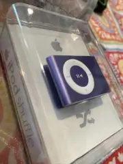 PURPLE Apple iPod shuffle 2nd GEN Clip On A1204 (1 GB) New Free Shipping