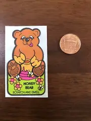 Mello Smello HONEY BEAR Scratch 'n Sniff Sticker Stickers Large Vintage matte mo