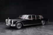 CMC 1:18 Benz W100 Pullman Alloy Car Model
