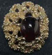 Sarah Coventry Gold Tone Faux Ruby Size 7 Adjustable New Vintage Ring.