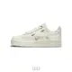 【NIKE AIR FORCE 1 07 LX GOLD SWOOSH】白金 奶油白 | 四勾女鞋 FV3654-111