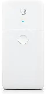 UBIQUITI Long-Range Ethernet Repeater receives PoE/PoE+ and offers passthrough PoE output