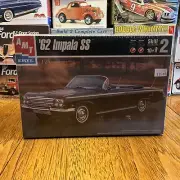 AMT 1962 Impala SS 8209 1/25 SEALED 2000