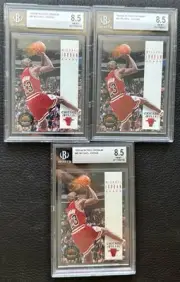 1993-94 SKYBOX PREMIUM #45 MICHAEL JORDAN BGS 8.5 (3 CARD LOT) BULLS HOF GOAT
