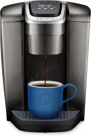 Versatile Drip Coffee Machine with Iced Coffee Capability & Hot Water on Demand