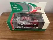 CLASSIC CARLECTABLES CASTROL RACING 2004 VY HOLDEN BUMBRELL SIGNED 1:43