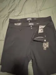 Kenneth Cole Men’s Golf Shorts Size 36 (2 Pair)