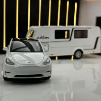 在飛比找Yahoo!奇摩拍賣優惠-特斯拉模型車 1:32 ModelY模型車 拖掛車 休旅車模