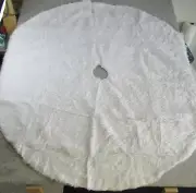 Faux Fur Plush Christmas Tree Skirt 61" Large Snowy White Xmas Decoration