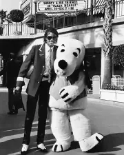 8x10 Glossy B&W Art Print 1984 Michael Jackson & Snoopy at Knott's Berry Farm