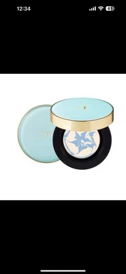 VT Cosmetics Essence Sun Pact SPF50+ PA+++ with Hyaluronic Acid