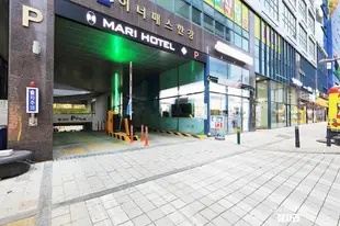 馬里飯店Mari Hotel