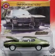 Johnny Lightning CHASE 69 1969 Pontiac GTO WHITE LIGHTNING Classic Gold Car