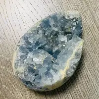 在飛比找Yahoo!奇摩拍賣優惠-【二手】C1230天然天青石 藍晶洞原石 藍水晶簇晶塊 原石