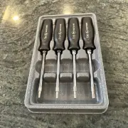 Snap On sgtx40b 4 pc soft grip mini torx screwdriver set black