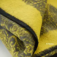 在飛比找Yahoo!奇摩拍賣優惠-正韓 韓國空運 超長刷毛羊毛絨圍巾 放射花型-桔子瑪琪朵
