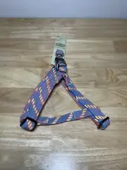 Brand New With Tags Lake and Trail Step-In Dog Harness Size Medium 15-23 inches!