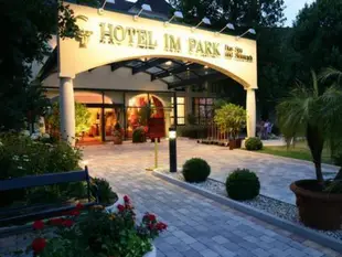 Hotel im Park