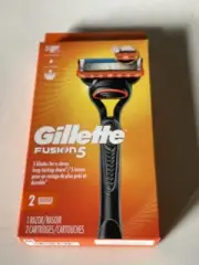 Gillette Fusion5 Men’s Razor + 2 Cartridges NIB