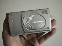 在飛比找Yahoo!奇摩拍賣優惠-奧林巴斯c2 復古 CCD 數碼相機  復古膠片風格