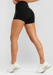 [Lorna Jane] Lotus No Chafe 9cm Bike Shorts in Black, Size - Large L Black