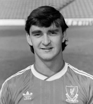 Alan Irvine Of Liverpool At Anfield 1987 OLD PHOTO