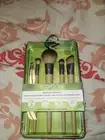 EcoTools Start The Day Beautifully Makeup Brush Set-1606