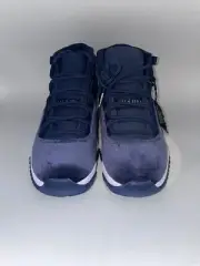 Size 7.5 - Jordan 11 Midnight Navy Velvet 2022