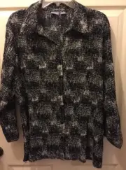 NWT Laura Scott Plus Size Top Sz 3X Accordion Pleat Black White Button Front