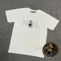 在飛比找蝦皮購物優惠-金龍精品服飾📦現貨 Karl 唐老鴨聯名款 白色短袖