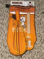 New Peanuts 3 Piece Kitchen Set Oven Mitt, Spatula, Whisk Football 100% Cotton