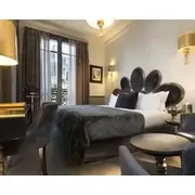 Hotel Lumen Paris Louvre