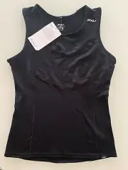 BNWT 2XU Womens Tank Black Singlet Run Fitness Top Tee Size Small