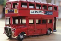 在飛比找Yahoo!奇摩拍賣優惠-廠家出貨888小舖創意家居裝飾品擺件倫敦巴士鐵皮雙層公車模型
