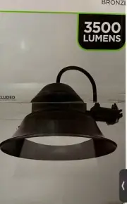 Integrated LED Bronze Dusk to Dawn Area Light, 5000K.